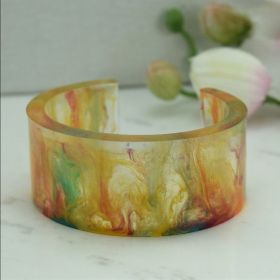 Пъстроцветна гривна
