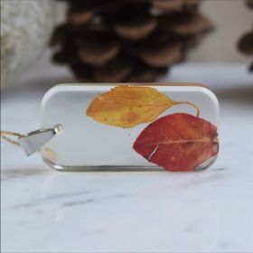 колие от смола "Есенни листа"